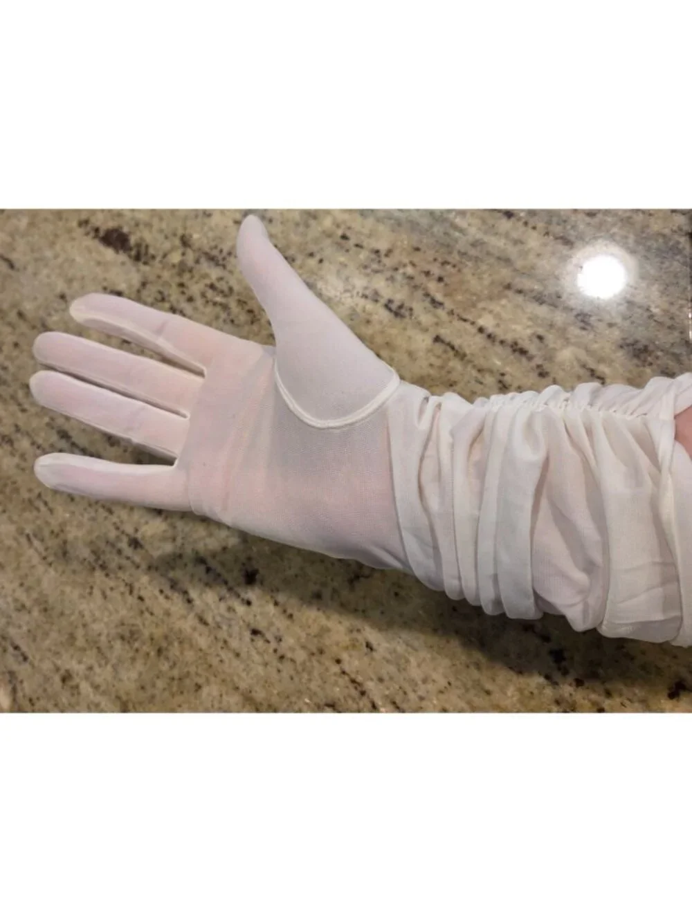 Vintage Womens Size L/XL Cream Nylon Formal Gloves 13